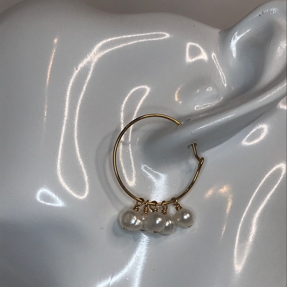 Hoop earrings with pearls - Picture 6 of 6